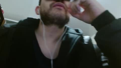 Snapshot of camiloking17 chatting on February 4, 2025, 2:07 am camilo online show from February 4, 2025, 2:07 am