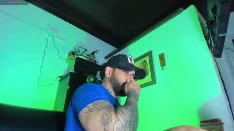 Snapshot of camilomayer chatting on September 28, 2025, 1:05 pm Camilo online show from September 28, 2025, 1:05 pm