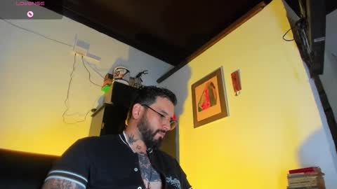 Snapshot of camilomayer chatting on September 29, 2025, 5:29 pm Camilo online show from September 29, 2025, 5:29 pm