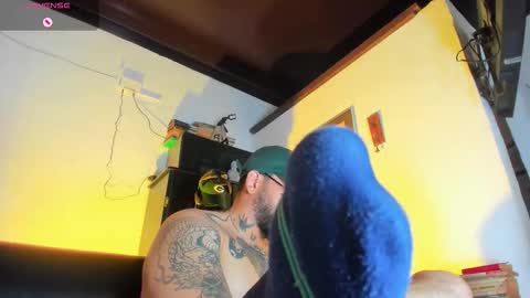 Snapshot of camilomayer chatting on October 11, 2025, 2:59 pm Camilo online show from October 11, 2025, 2:59 pm