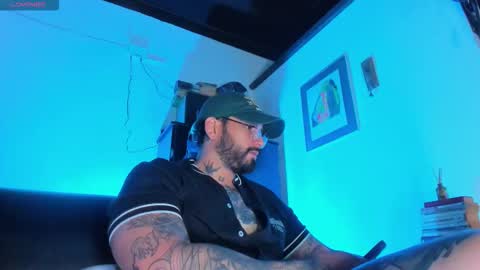 Snapshot of camilomayer chatting on November 24, 2025, 2:28 pm Camilo online show from November 24, 2025, 2:28 pm