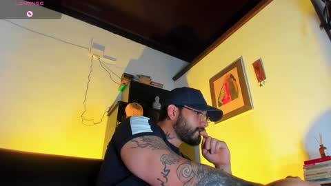 Snapshot of camilomayer chatting on November 29, 2025, 3:48 pm Camilo online show from November 29, 2025, 3:48 pm