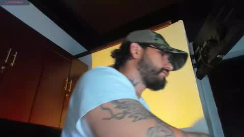 Snapshot of camilomayer chatting on February 21, 2026, 2:51 pm Camilo online show from February 21, 2026, 2:51 pm