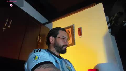 Snapshot of camilomayer chatting on February 23, 2026, 3:31 pm Camilo online show from February 23, 2026, 3:31 pm