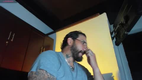 Snapshot of camilomayer chatting on February 27, 2026, 2:50 pm Camilo online show from February 27, 2026, 2:50 pm