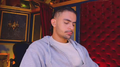 CLICK HERE  --   online show from December 19, 2024, 11:29 am