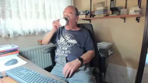 Cammee online show from July 31, 2026, 7:19 am