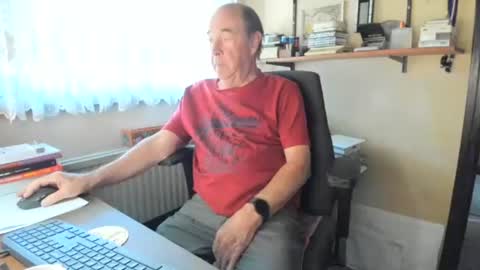 Cammee online show from August 2, 2026, 8:35 am