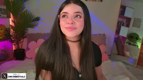   Lets reach 200 thumbs up  online show from September 14, 2025, 1:21 pm