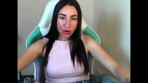 cammila horn online show from June 26, 2026, 5:12 am
