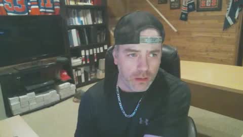 CanadianBacon6969 online show from March 1, 2025, 7:51 am