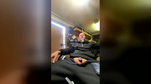 Chris online show from April 11, 2026, 7:18 pm