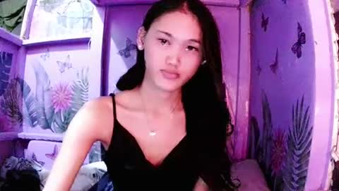 candiceswanpolei_ online show from July 1, 2026, 1:02 pm