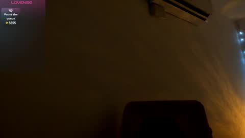 Candie  online show from March 9, 2025, 11:58 am