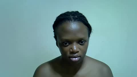 candiemaya online show from February 15, 2026, 7:54 pm