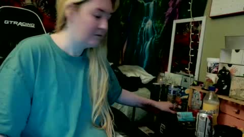 Candi online show from July 5, 2026, 4:36 pm