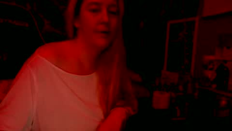 Candi online show from July 8, 2026, 1:04 pm