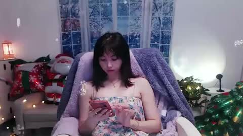 candy8998 online show from December 23, 2024, 12:46 am