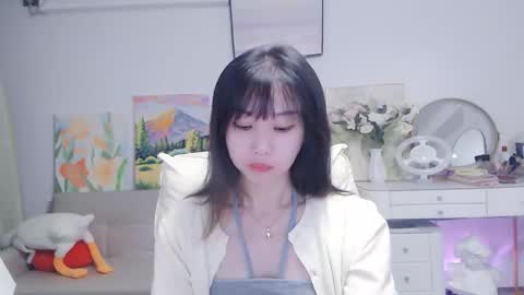 candy8998 online show from November 17, 2025, 10:04 pm