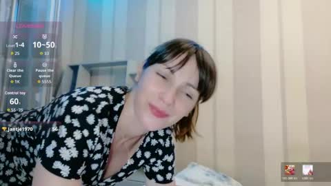 Candy  Spicy online show from June 23, 2026, 8:40 pm