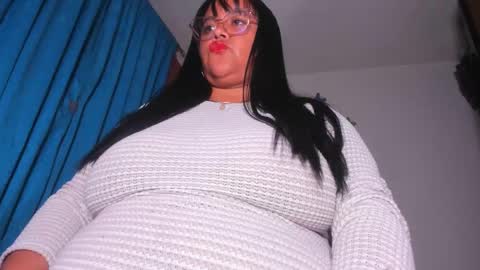 Snapshot of candy_browm1 chatting on June 3, 2026, 1:30 am Candy Brown online show from June 3, 2026, 1:30 am