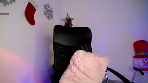   online show from December 19, 2024, 5:40 pm