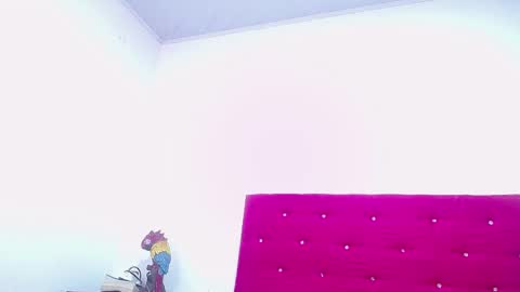 CANDY DUSTANO online show from February 7, 2025, 10:20 pm