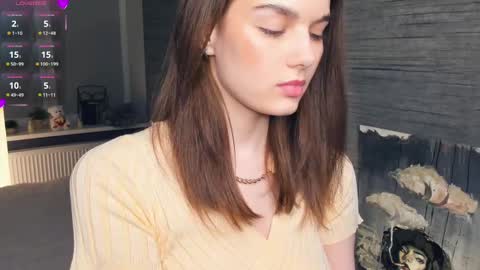 Flora online show from February 27, 2025, 11:15 pm