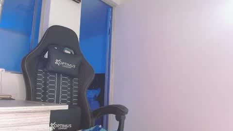 candy_giuliana21 online show from April 1, 2026, 1:28 am