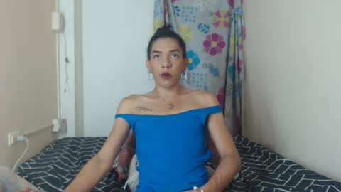 candy_hot_trans online show from January 18, 2025, 5:20 am