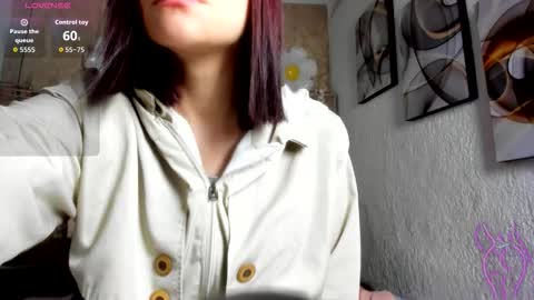 Candy hot online show from November 1, 2025, 2:52 pm