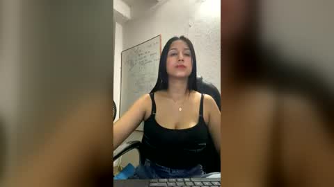 candy_liittle18 online show from August 4, 2026, 2:15 am