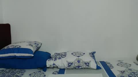 candy online show from April 19, 2026, 11:40 pm