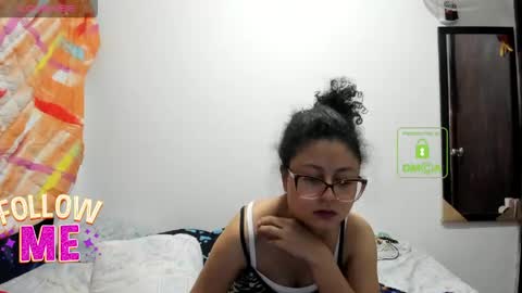 candy_val online show from May 24, 2026, 5:34 am