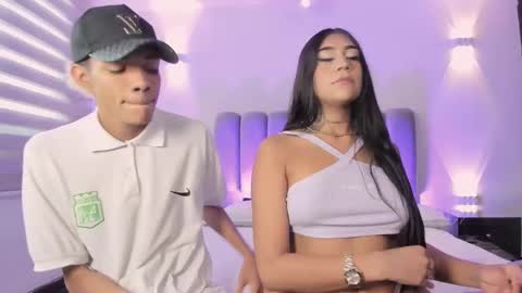 Snapshot of candyandmarilyn chatting on September 26, 2025, 8:35 pm and MarilynHot online show from September 26, 2025, 8:35 pm