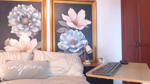 sara ivonne online show from March 7, 2025, 9:48 pm