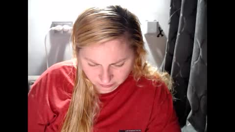 Laura online show from February 8, 2025, 7:27 pm