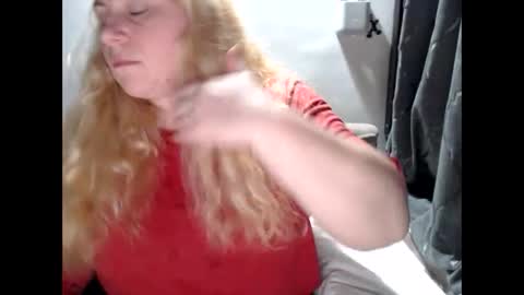 Laura online show from February 9, 2025, 1:33 am