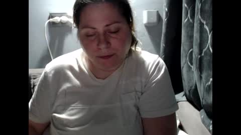 Laura online show from December 1, 2025, 12:04 am