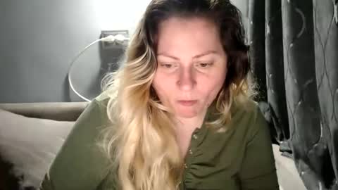 Laura online show from April 14, 2026, 6:36 pm