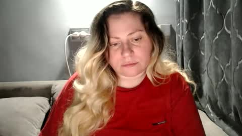 Laura online show from April 21, 2026, 2:51 am