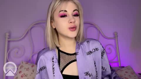 You can call me HH online show from October 11, 2025, 2:04 pm