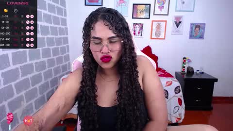 Karen online show from October 14, 2025, 3:29 am