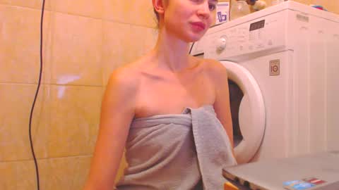 CANDYJESx online show from December 14, 2024, 5:14 pm