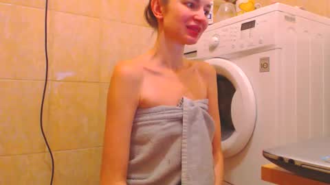 CANDYJESx online show from December 15, 2024, 12:49 pm