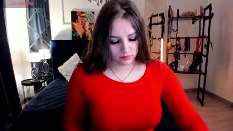 Sofia online show from November 17, 2025, 12:38 am