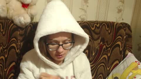 say meow and send tip  online show from February 25, 2025, 1:50 pm