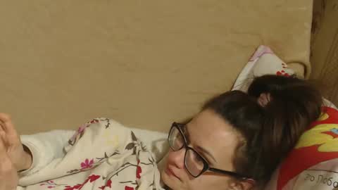 say meow and send tip  online show from March 4, 2025, 10:27 pm