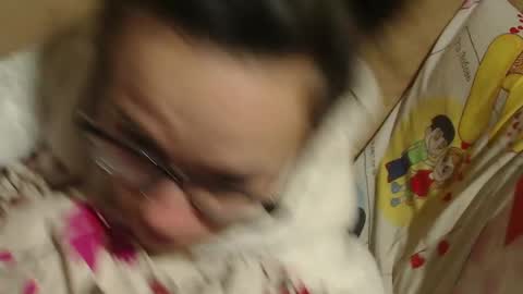 say meow and send tip  online show from March 5, 2025, 1:31 am