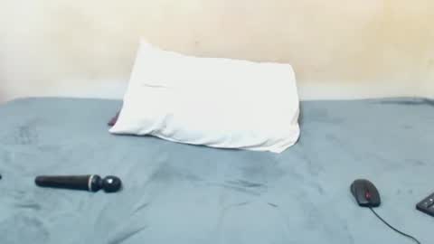 candymandyq online show from March 7, 2025, 4:57 am